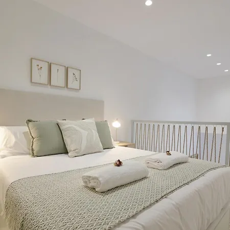 Apartment Romantic Roig Arena N2 By Virkin *