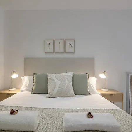 Romantic Roig Arena N2 Virkin Апартаменты Валенсия